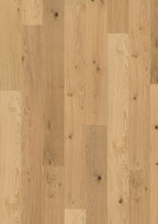 Golvabia Maxwood XL Oak Unique lankkuparketti asennettuna olohuoneessa